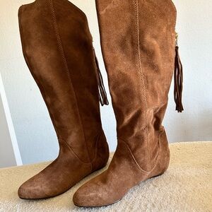 Steve Madden l 8.5 Suede Leather Exposed Back Zipper Knee High Flats Boots